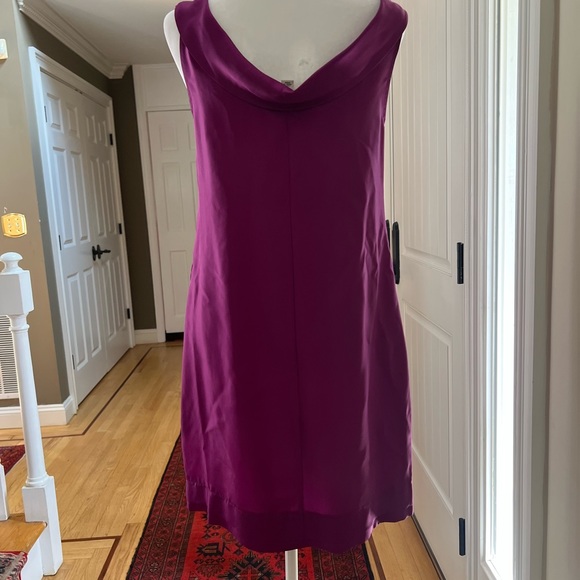 Banana Republic women’s purple silk mini dress - Picture 5 of 9
